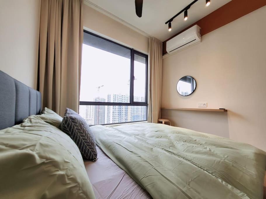 Pangsapuri Family Friendly - 3 Bedrooms 6 Pax - Free Parking *