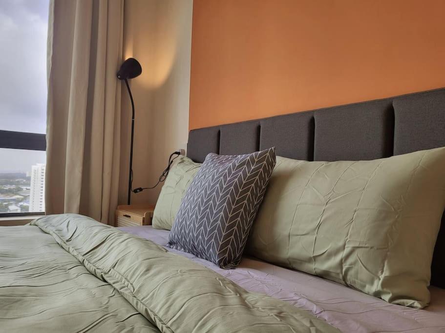 Family Friendly - 3 Bedrooms 6 Pax - Free Parking Pangsapuri