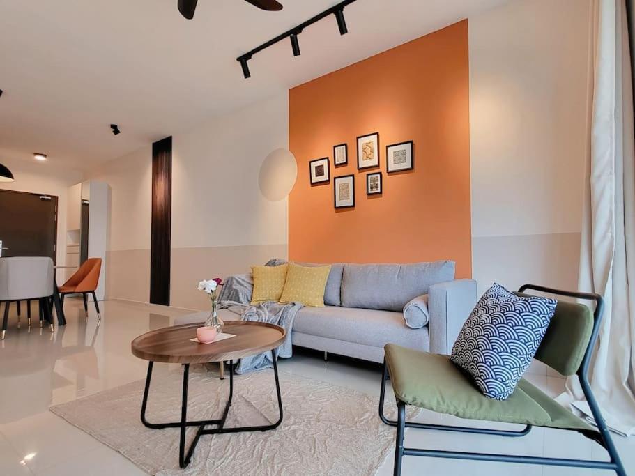 Family Friendly - 3 Bedrooms 6 Pax - Free Parking Pangsapuri *