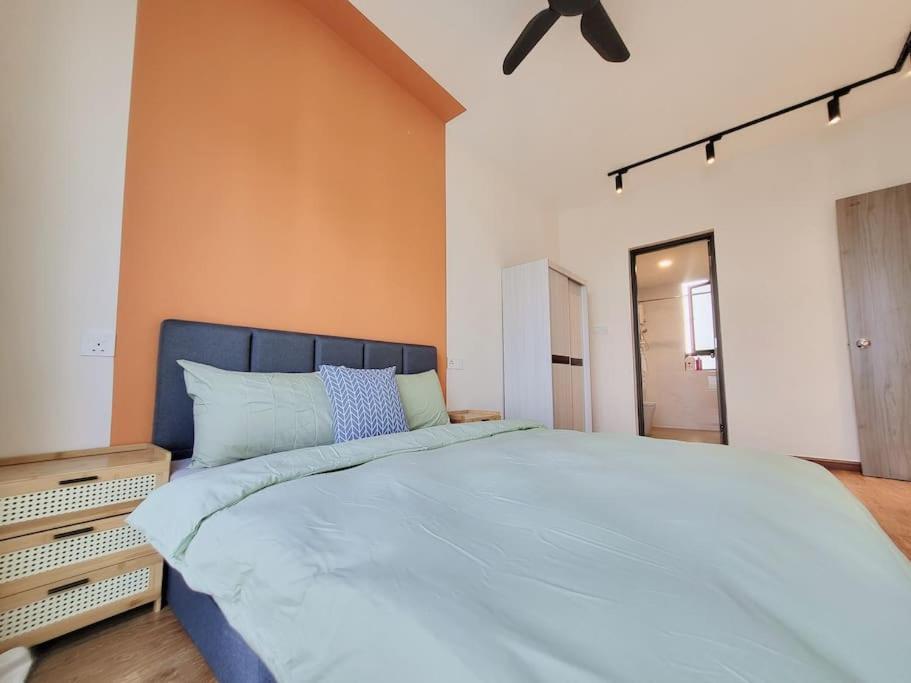 Family Friendly - 3 Bedrooms 6 Pax - Free Parking